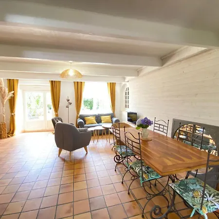 Charming Near Mont St Michel Bay Tatil Evi Bréhal