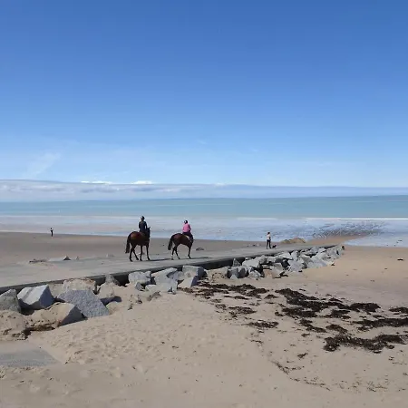 Charming Near Mont St Michel Bay Tatil Evi *