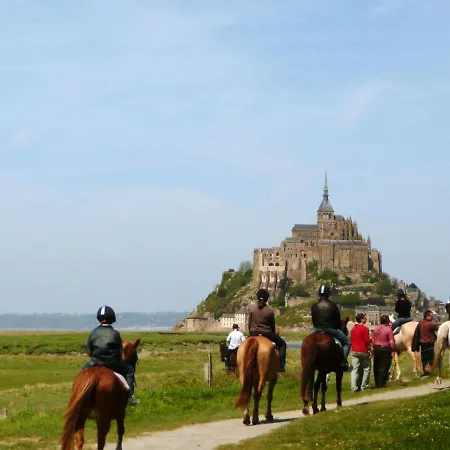Tatil Evi Charming Near Mont St Michel Bay Bréhal