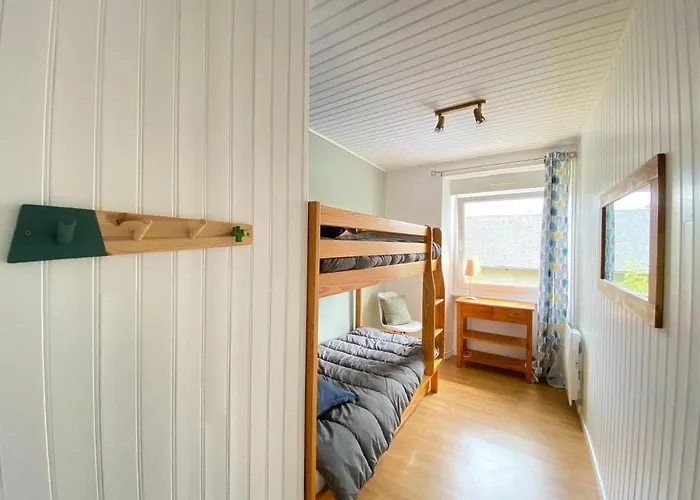 Charming Near Mont St Michel Bay Ferienhaus Bréhal