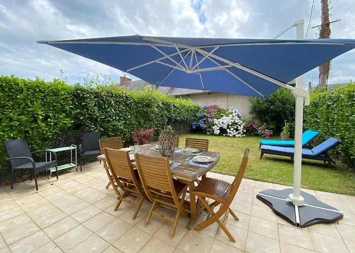 Ferienhaus Charming Near Mont St Michel Bay *