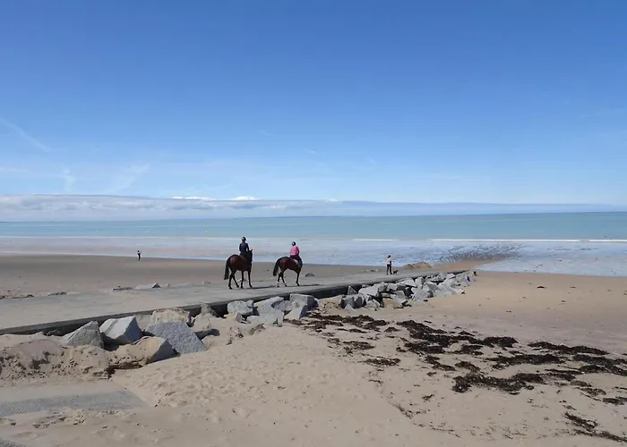 Charming Near Mont St Michel Bay Ferienhaus *