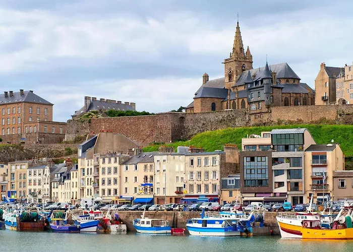 Charming Near Mont St Michel Bay Ferienhaus